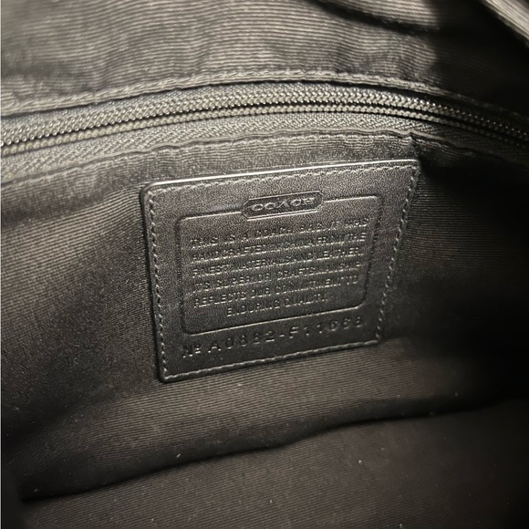 COACH Hampton Weekend Collection Shoulder Bag - Picture 5 of 5